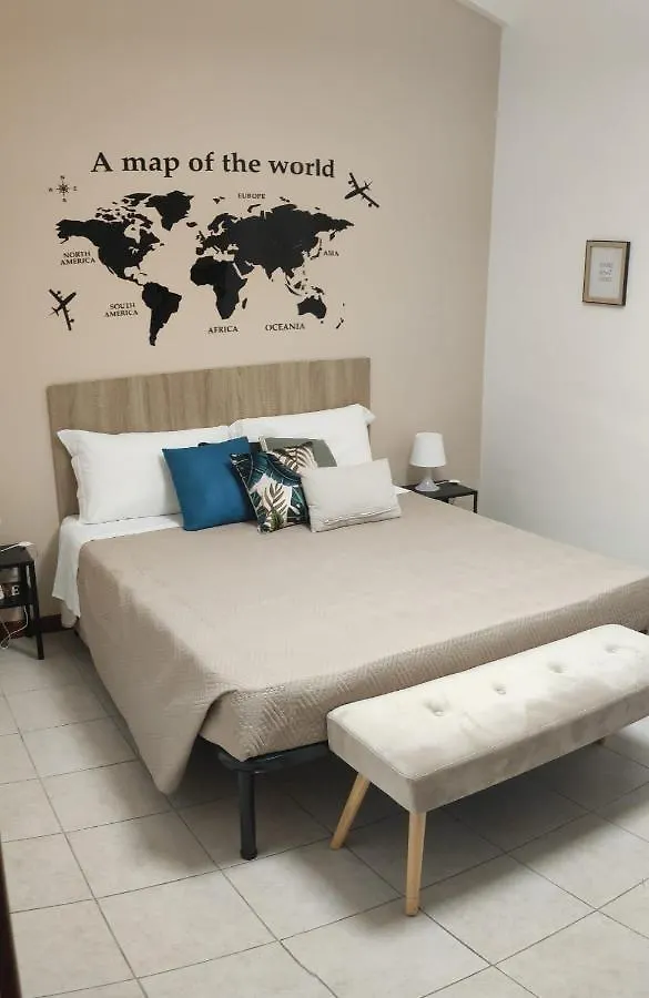 Amici Di Laura Apartment Messina 0*,